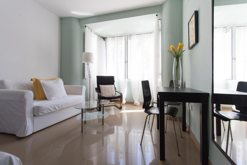 Apartamentos Edificio Constitucion Seville Phòng bức ảnh