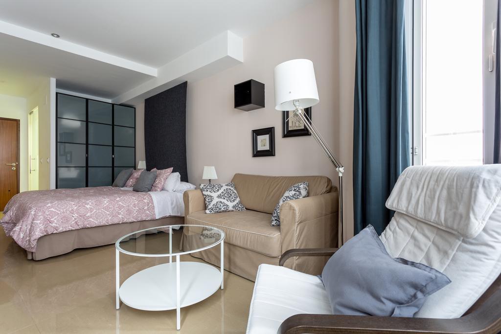 Apartamentos Edificio Constitucion Seville Ngoại thất bức ảnh