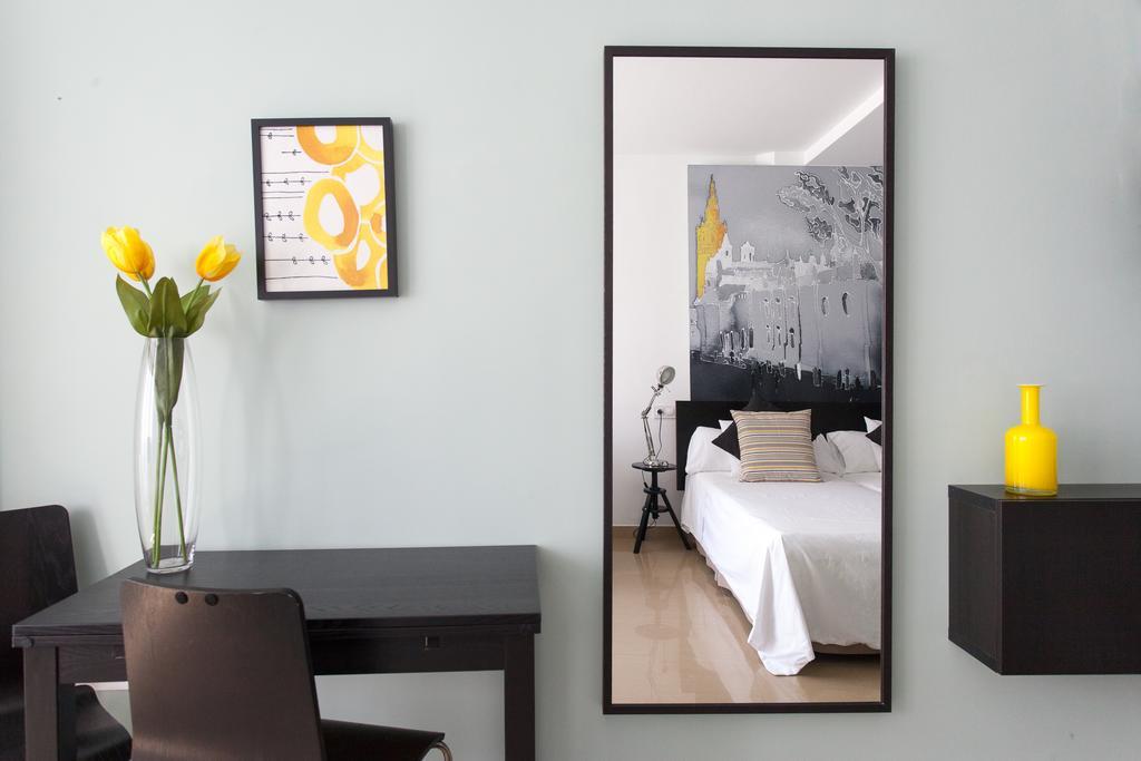 Apartamentos Edificio Constitucion Seville Ngoại thất bức ảnh